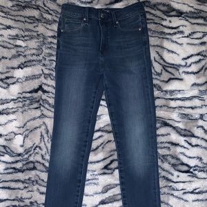 Abercrombie and Fitch Jeans (HIGH RISE) 😍